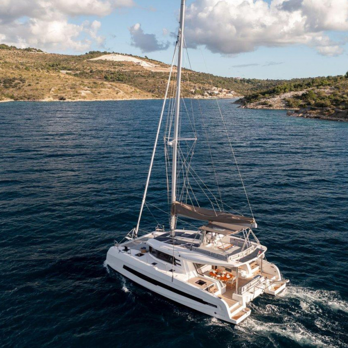 Du Du | Cervetti 44 photo 4