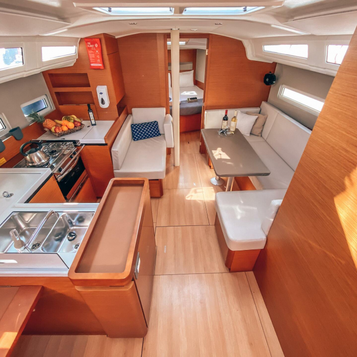 Aquaholic | Sun Odyssey 410 photo 10