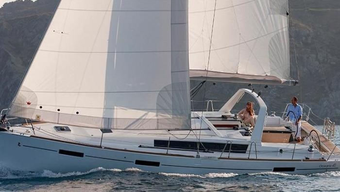 Tina | Oceanis 41 photo 2