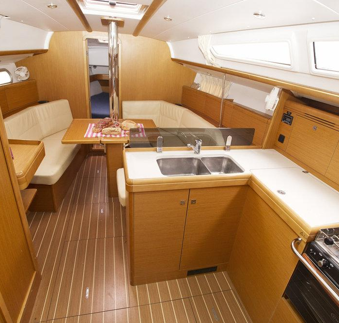 Izella | Sun Odyssey 36i photo 11