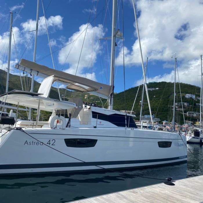 Serene Blue | Fountaine Pajot Astrea 42 Maestro photo 12