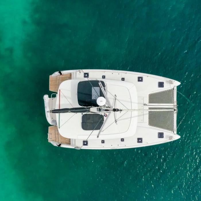 Vesper | Lagoon 42 photo 5