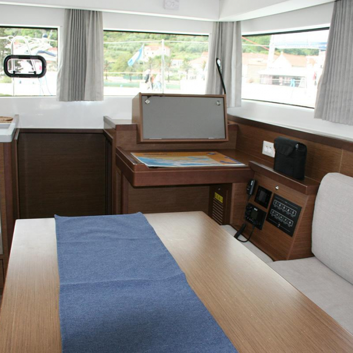 Wera of Sweden | Lagoon 40 photo 24