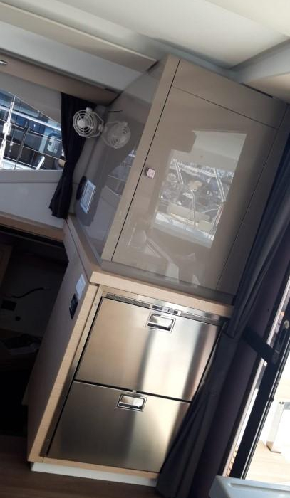 Nala | Fountaine Pajot LUCIA 40 photo 9