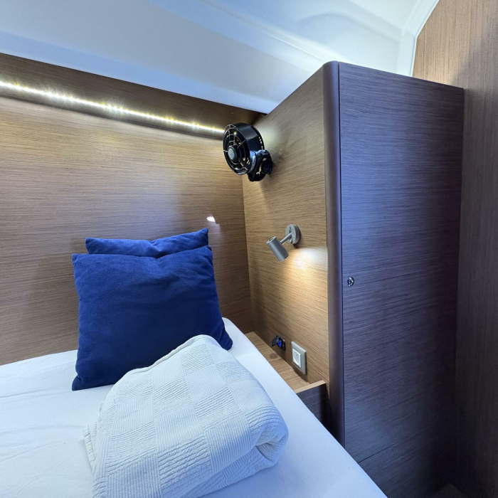 Bestsennyy | Oceanis 40.1 photo 29