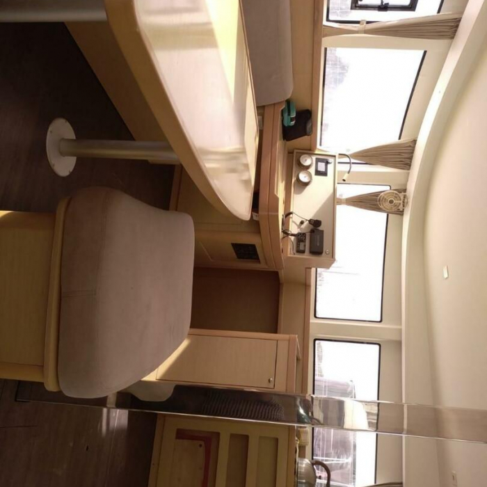 Martine | Lagoon 42 photo 19