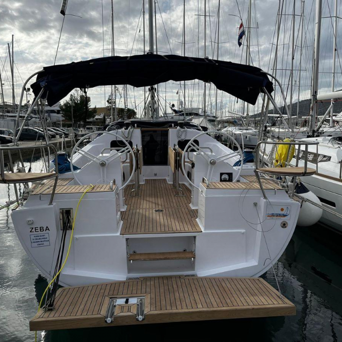 Zeba | Elan Impression 45 photo 1