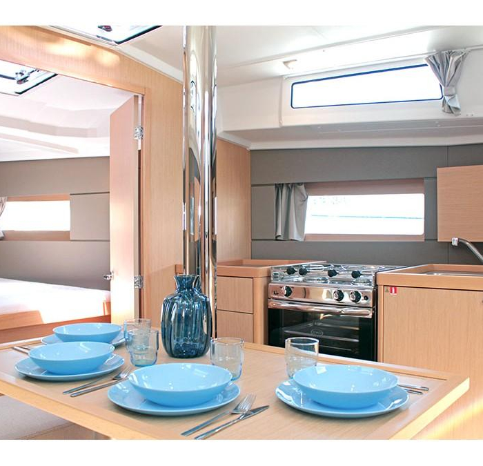 BOHEMIAN RHAPSODY | Oceanis 38.1 photo 14