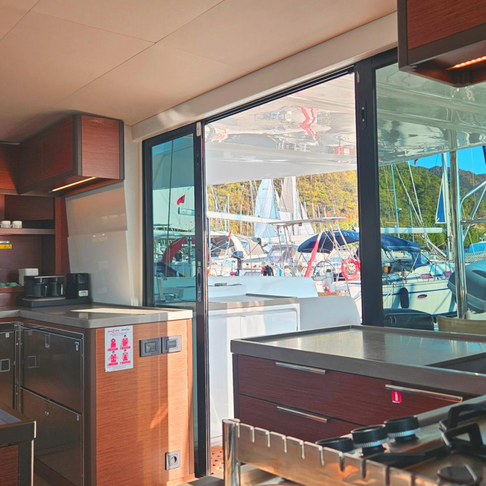 Alchera | Lagoon 50 photo 13