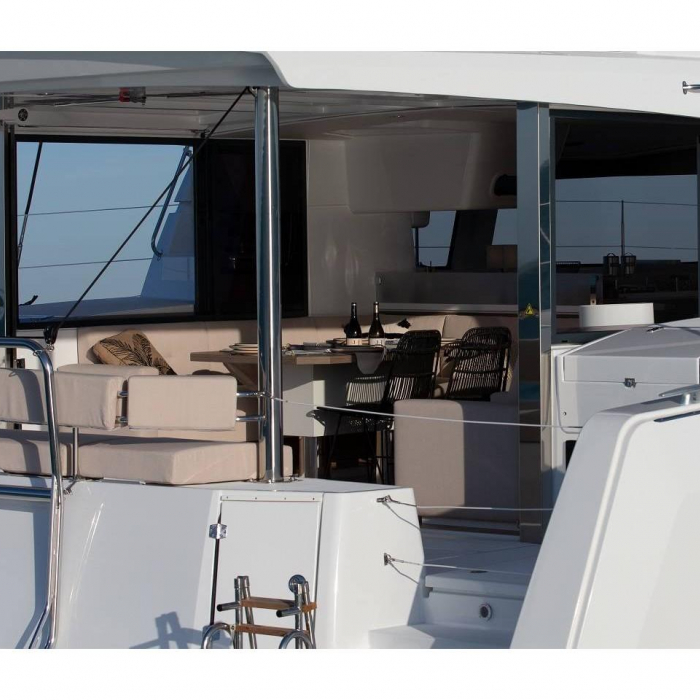 Sara - A/C, Generator, Water maker | Bali 4.4 photo 2