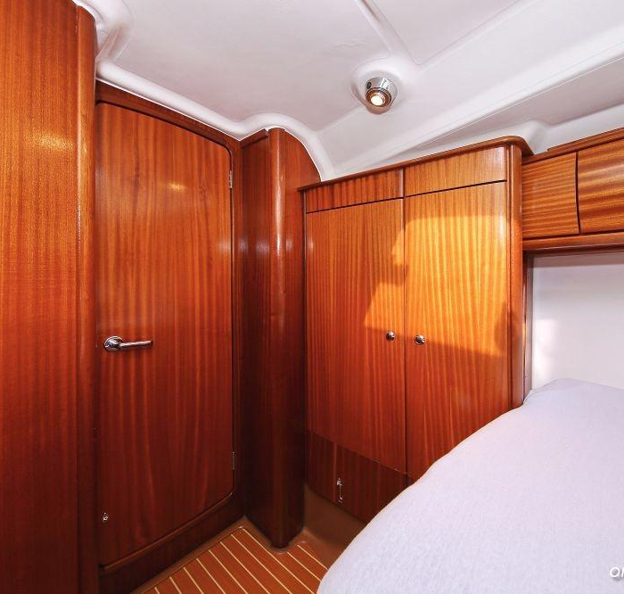 Scorpion | Bavaria 44 photo 12