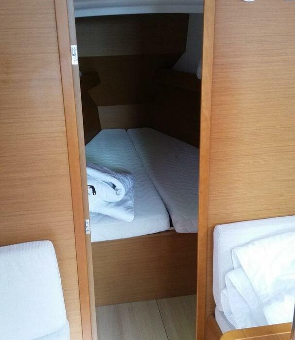 Orion | Sun Odyssey 379 photo 14