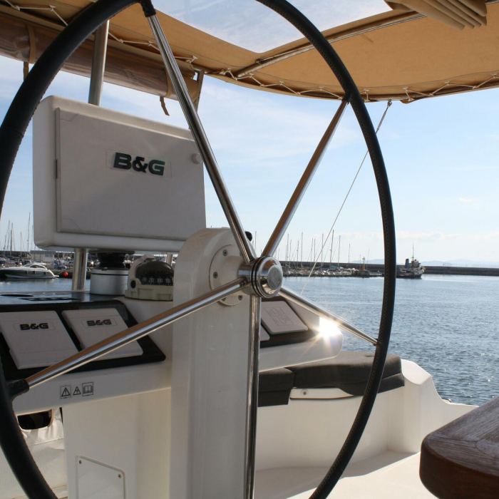 Cala Luna | Lagoon 52F photo 6