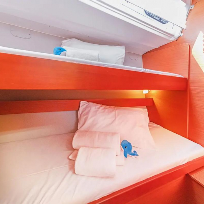 Ocean Whisper | Dufour 430 photo 10