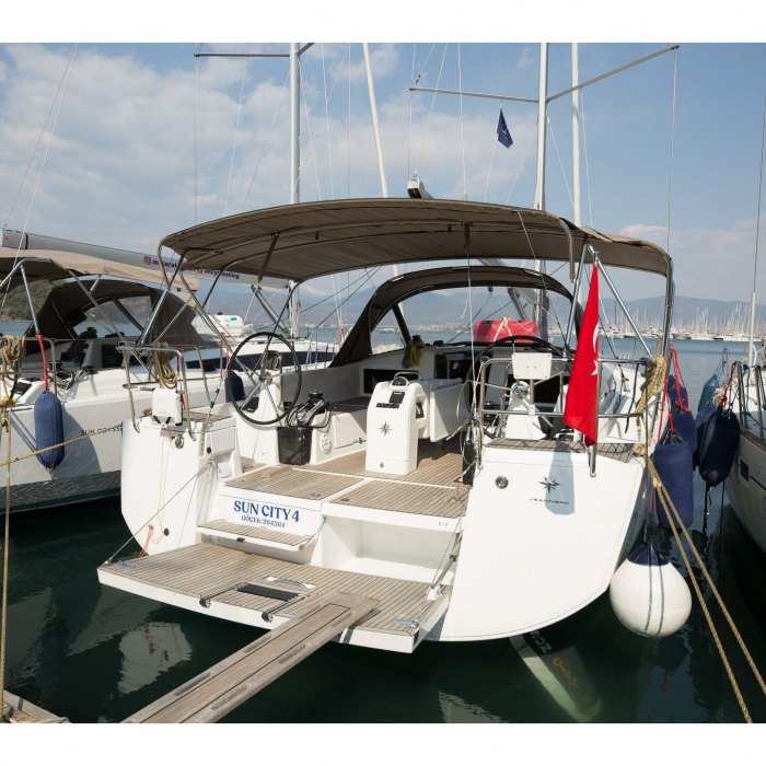 Suncity 4 | Sun Odyssey 440 photo 1