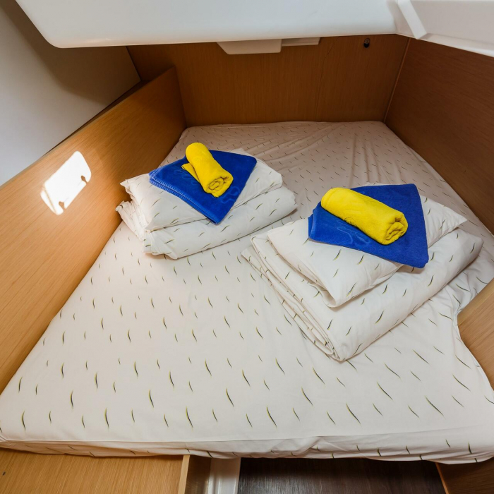 Obsession | Oceanis 38.1 photo 14