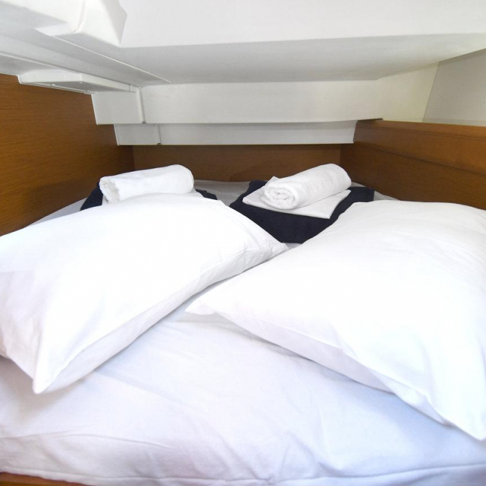 Kiss Kiss | Sun Odyssey 419 photo 22