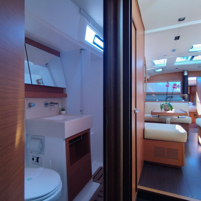 Rhamnus | Dufour 530 Owner's version photo 11