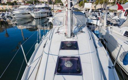 Amour | Oceanis 30.1 photo 7