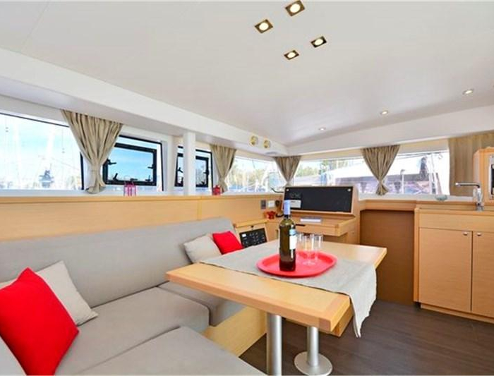 Callisto | Lagoon 400 S2 photo 2