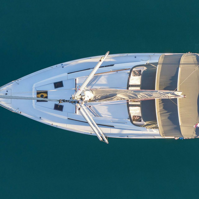 Amelie | Hanse 360 photo 29