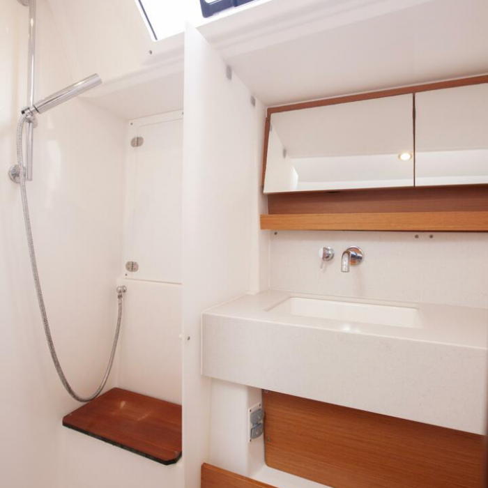 Sarpico | Dufour 470 photo 17