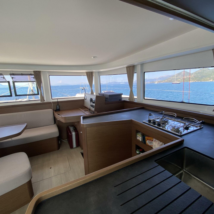 Loki | Lagoon 42 photo 15