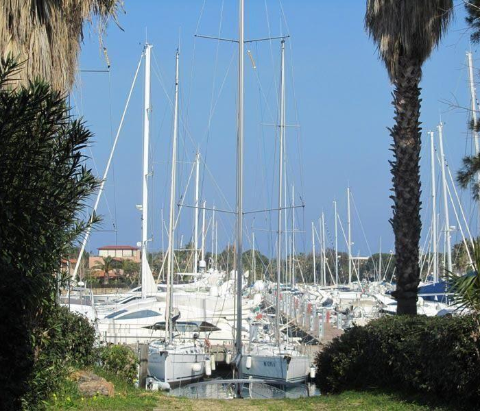 Little Mokoro | Dufour 430 photo 17