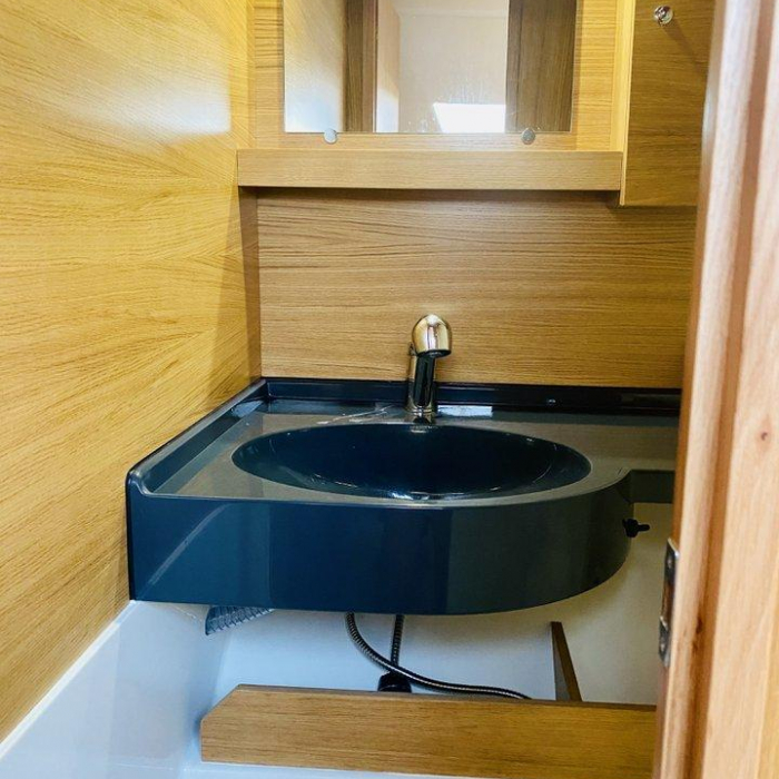 Prestige | C-Cat 37 photo 14