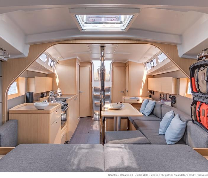 Kos 38.1 | Oceanis 38 photo 5