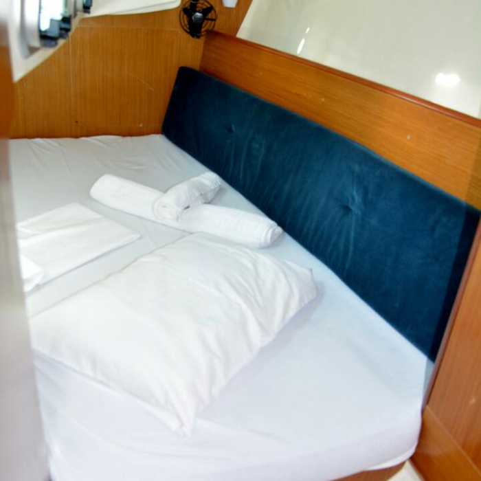 Charoula | Sun Odyssey 32i photo 17