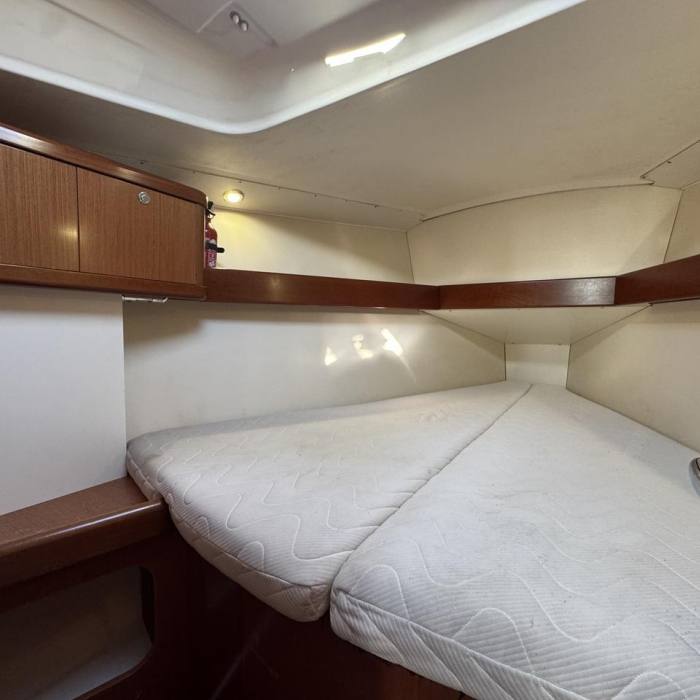 Tayrona | Oceanis 34 photo 8