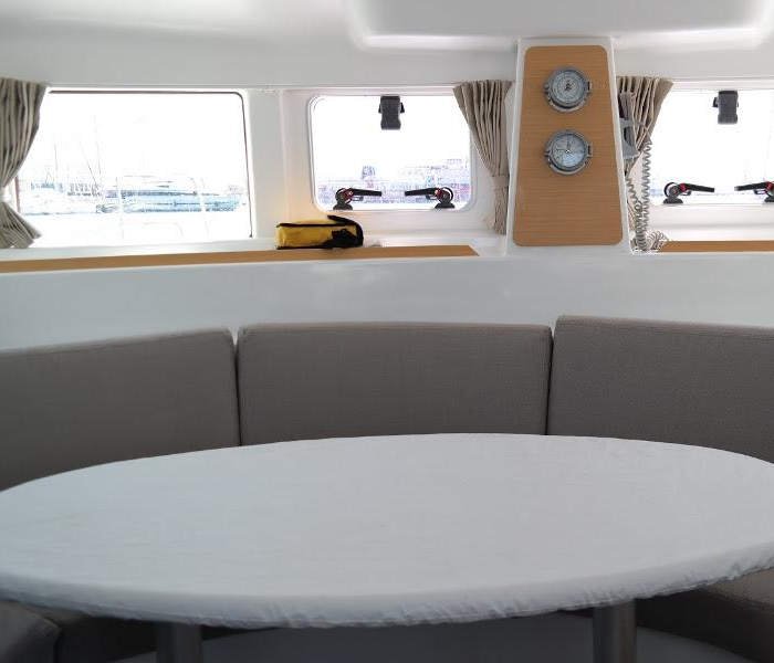 My Elisabeth | Lagoon 380 photo 1