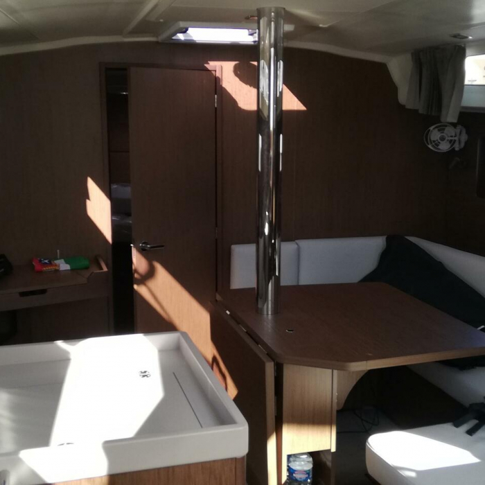 Kira | Oceanis 41.1 photo 7