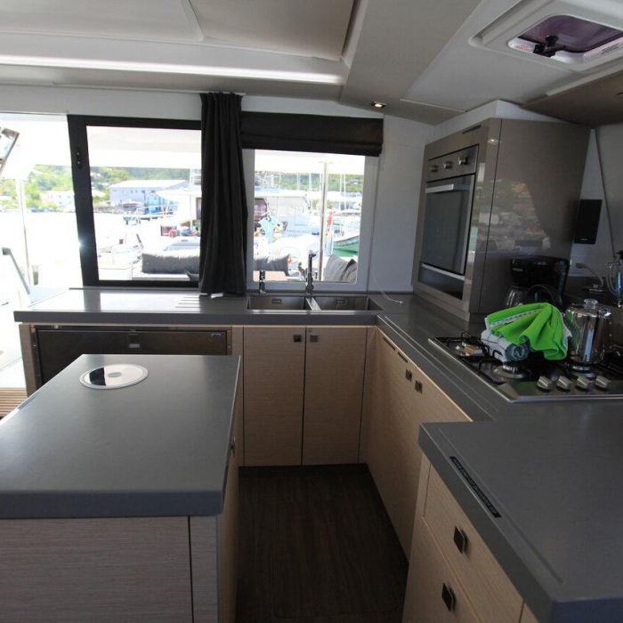 Three Sheets | Fountaine Pajot Saona 47 Quintet photo 13