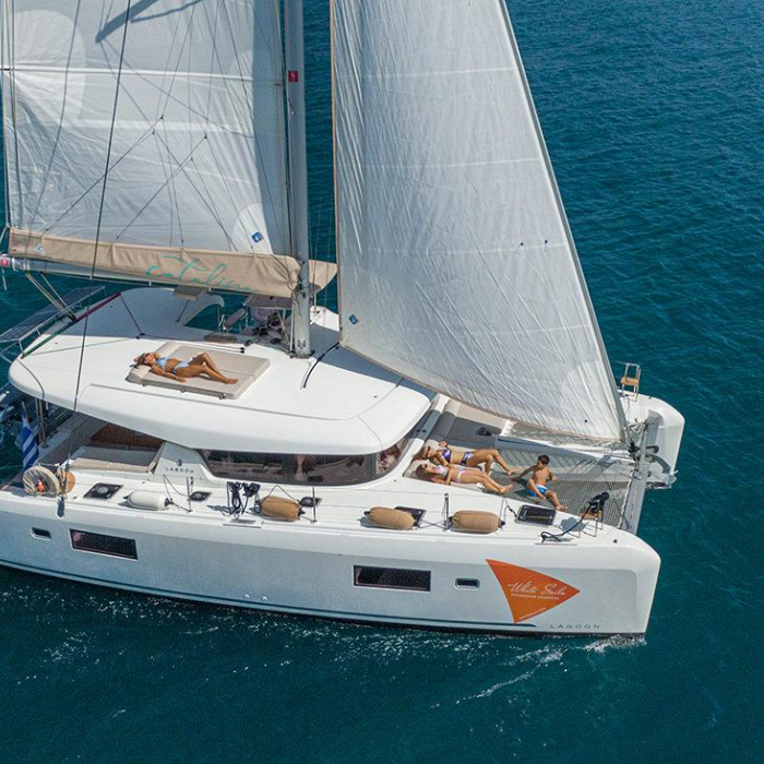 Catalina | A/C generator watermaker | Lagoon 42 photo 1