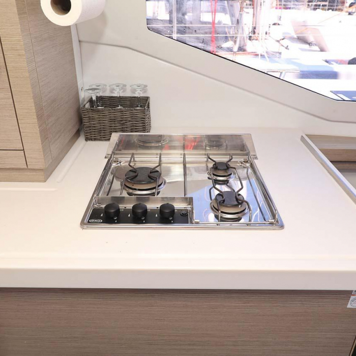 Canopus | Fountaine Pajot LUCIA 40 photo 13