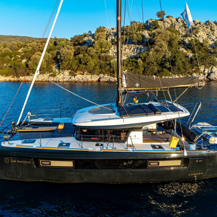Sol Invictus VIP-equipped | Lagoon 40 photo 53