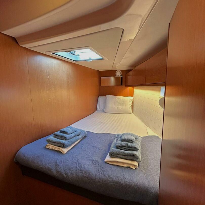 Leonidas VI | Bavaria cruiser 51 photo 18