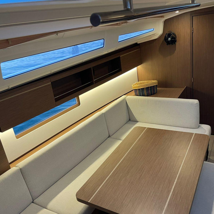 Aurora | Oceanis 40.1 photo 8