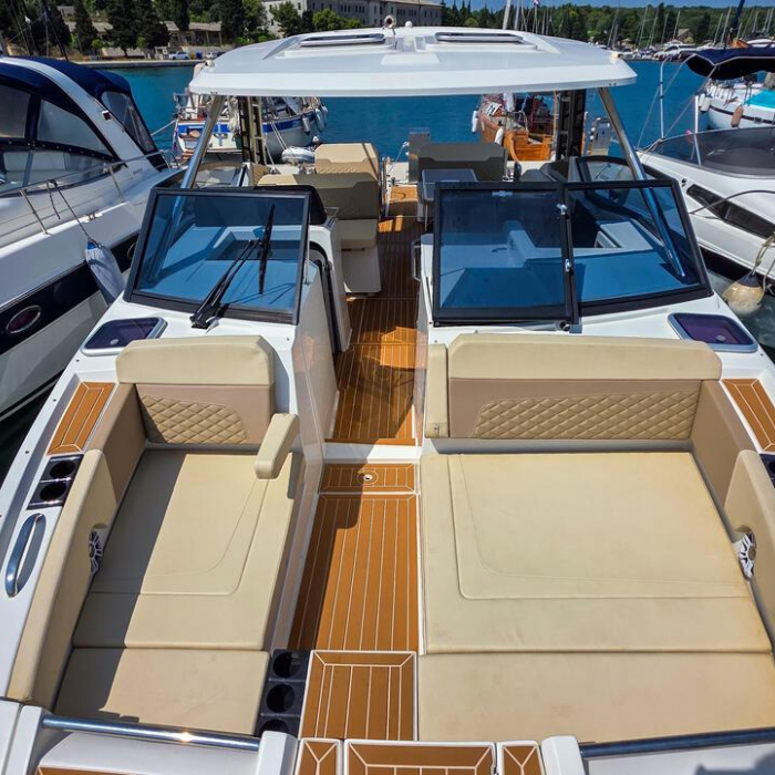 NN | Aquila 32 photo 12