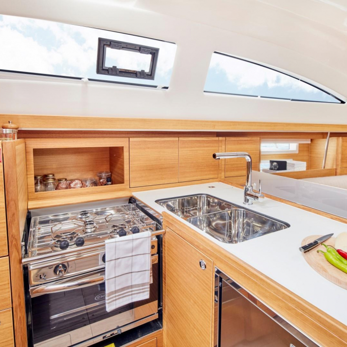 Liana | Elan Impression 40.1 photo 4