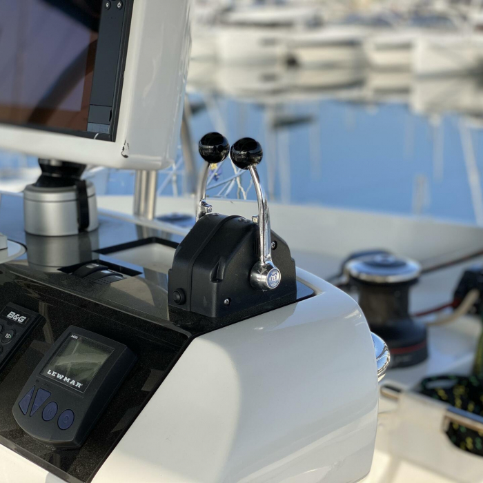 Tiga | Lagoon 52F photo 9