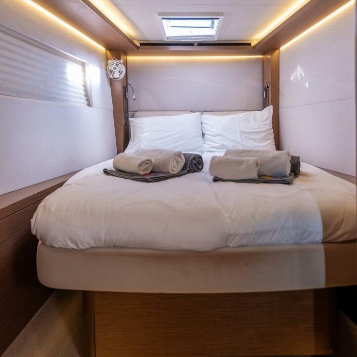 Katka | Lagoon 50 photo 38