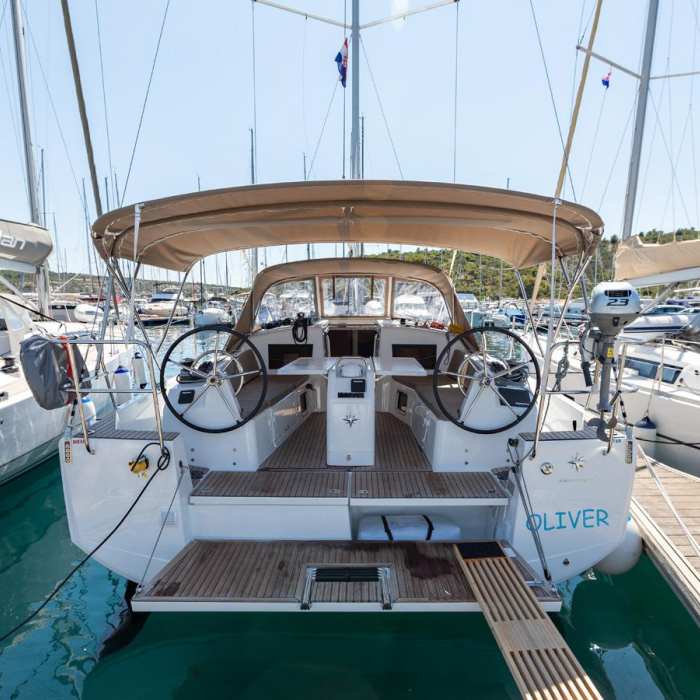 OLIVER new 2025 (air condition, solar panels) | Sun Odyssey 410 photo 4