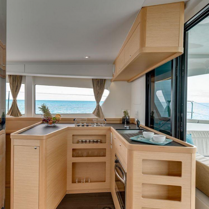 HeyBlue | Lagoon 42 photo 59