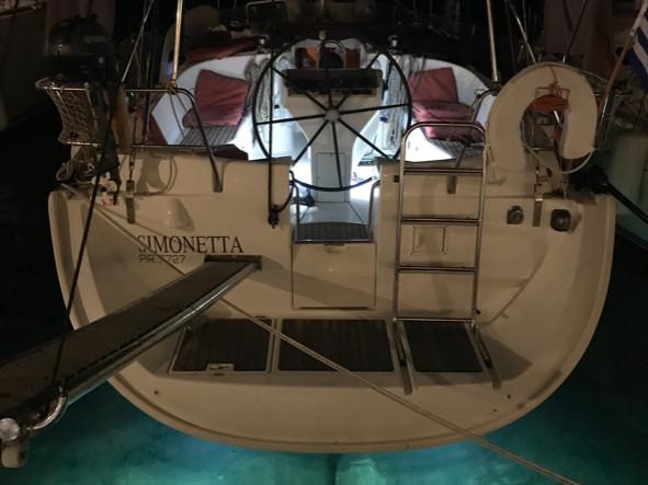 Simonetta (Bow Thruster, electric heads, Solar Panel) | Oceanis 411 Clipper photo 8