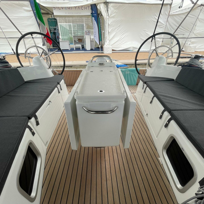 Colibrì | Sun Odyssey 410 photo 5