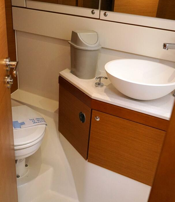 Caputh | Jeanneau 51 photo 23