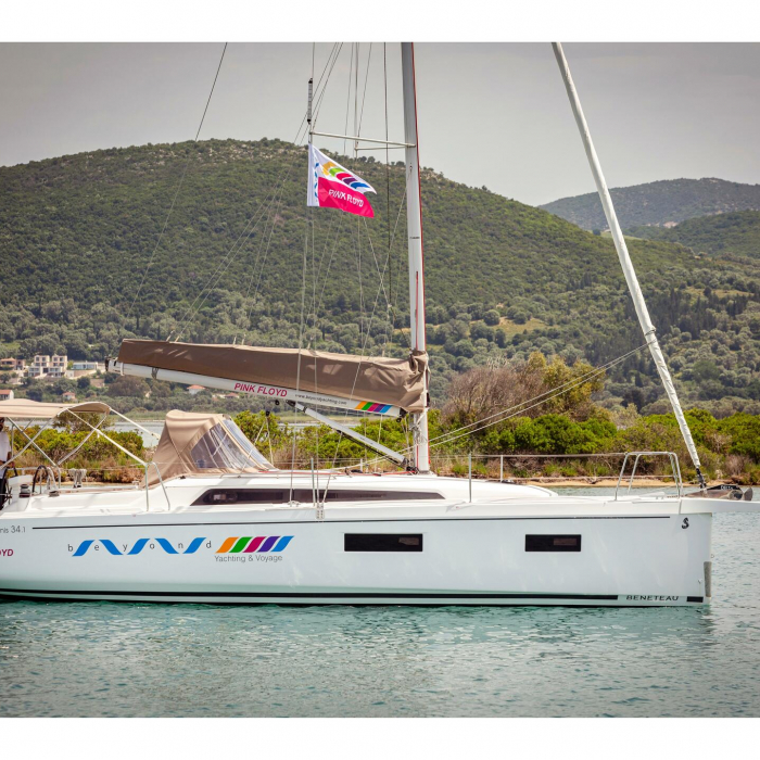 Pink Floyd | Oceanis 34.1 photo 6